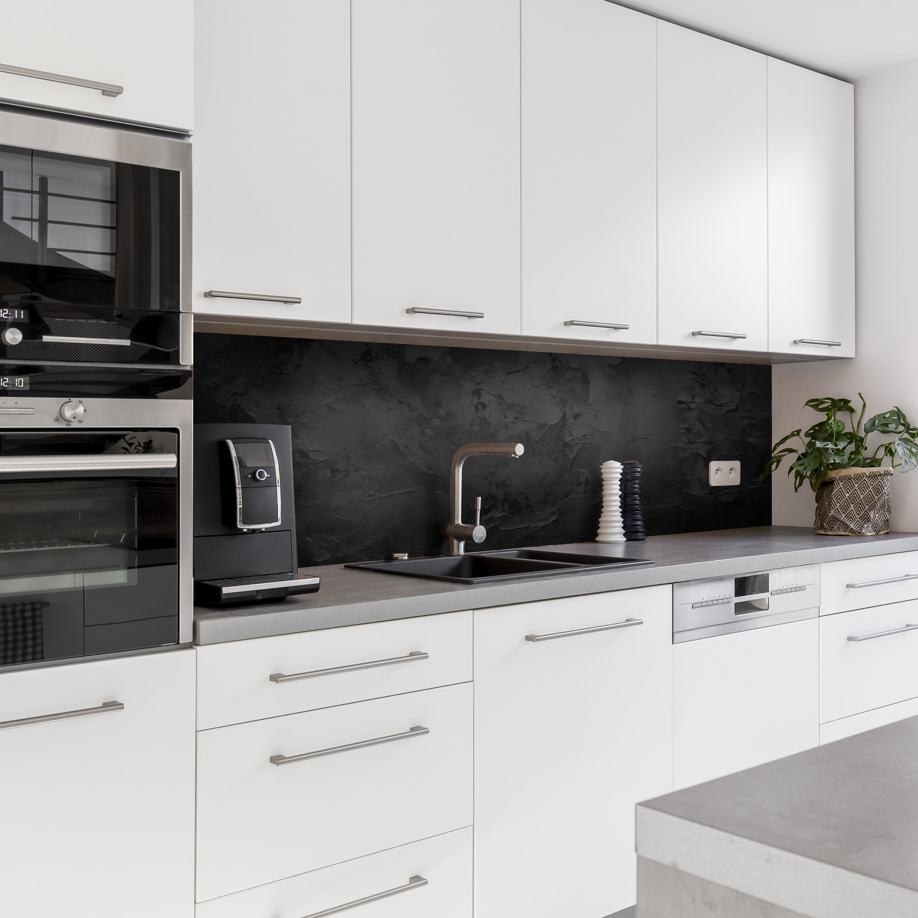 Küchenrückwand mit Beton V8 Motiv als Fliesenersatz und Spritzschutz 